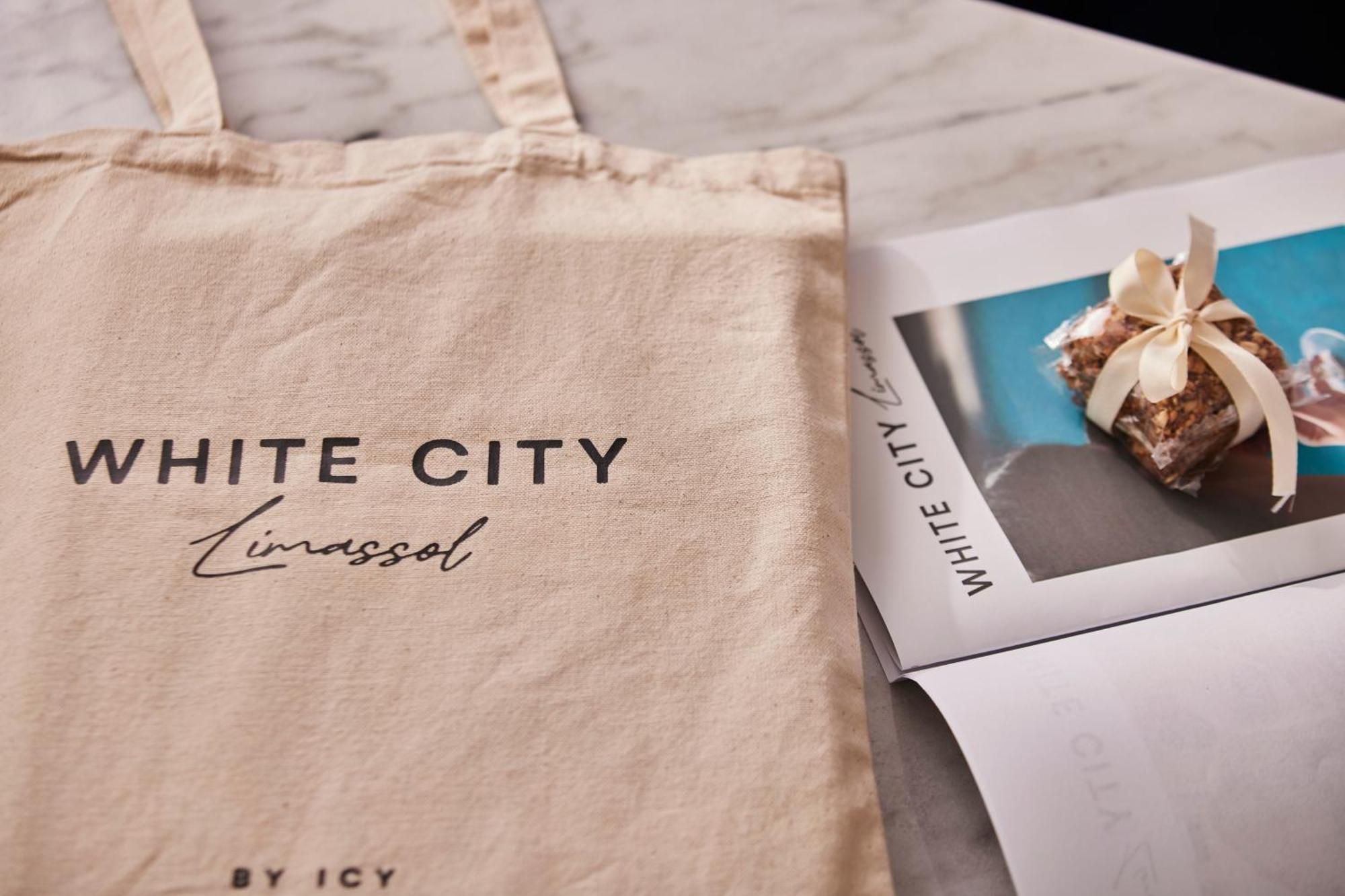 White City Limassol (Adults Only) Exteriör bild