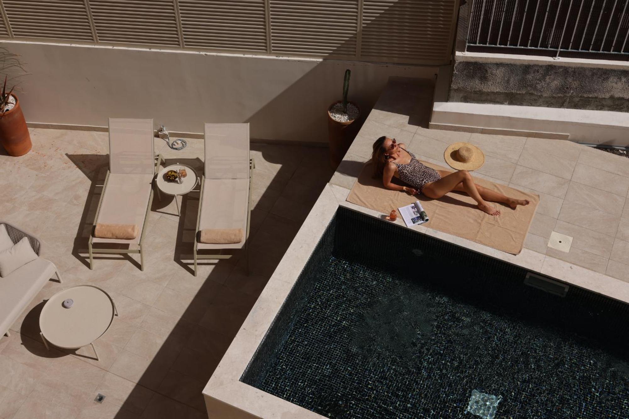 White City Limassol (Adults Only) Exteriör bild